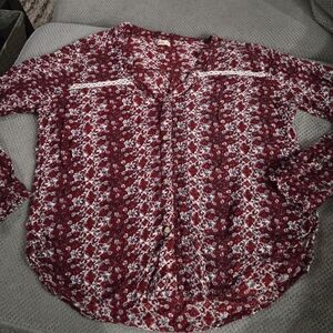 Hollister Red and White Floral Blouse